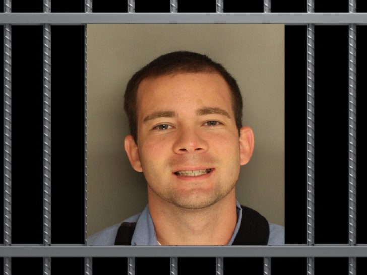 Huger man charged with murder accused of punching officer, kicking