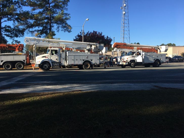 santee cooper line crews