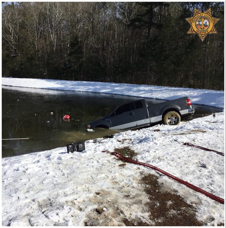 Responders in Goose Creek Remove Truck from Icy Pond
